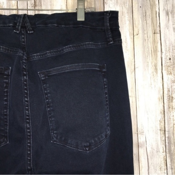 NWT Good American Good Leg High Rise Distressed Skinny Blue 308 - Picture 7 of 9